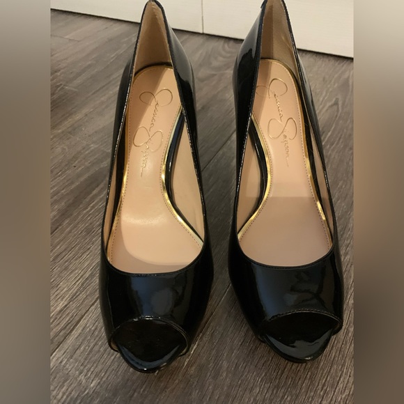 Jessica Simpson Julip Patent Platform Heels, Size 7, Like New - Picture 2 of 13